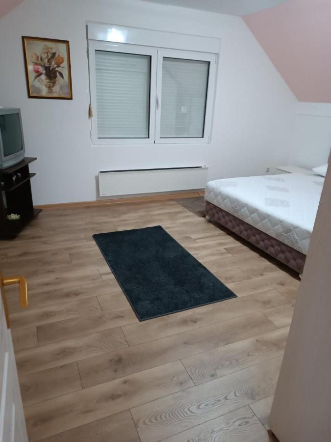 Apartament Stan Na Dan J & M Vrsac Zewnętrze zdjęcie
